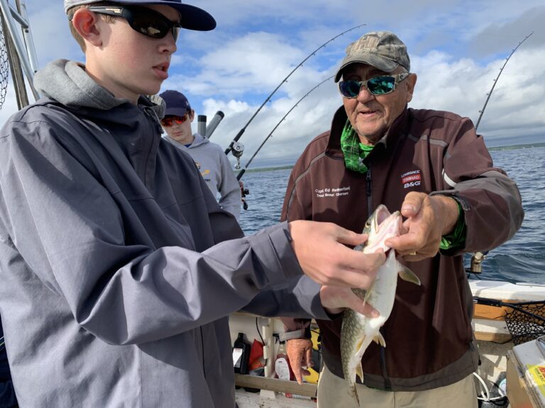 Ed Retherford engaging 4-H Great Lakes and Natural Resources Camp youth in Lake Huron fishing experience (Michigan Sea Grant photo) (5)